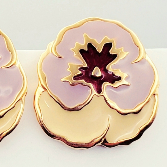 Pansy Flower Statement Enamel Clip Ons - Picture 2 of 6